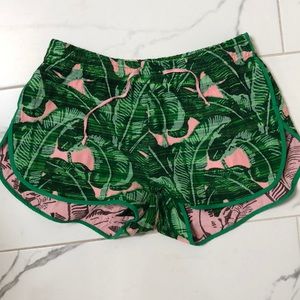 Judith March Hard to handle palm print shorts
